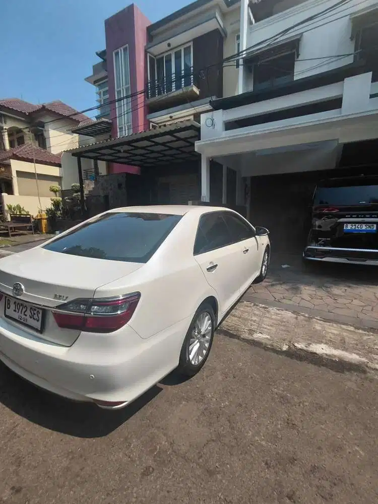 Dijual Camry PUTIH!muluss abis tinggal pake!!warna jarang!!!