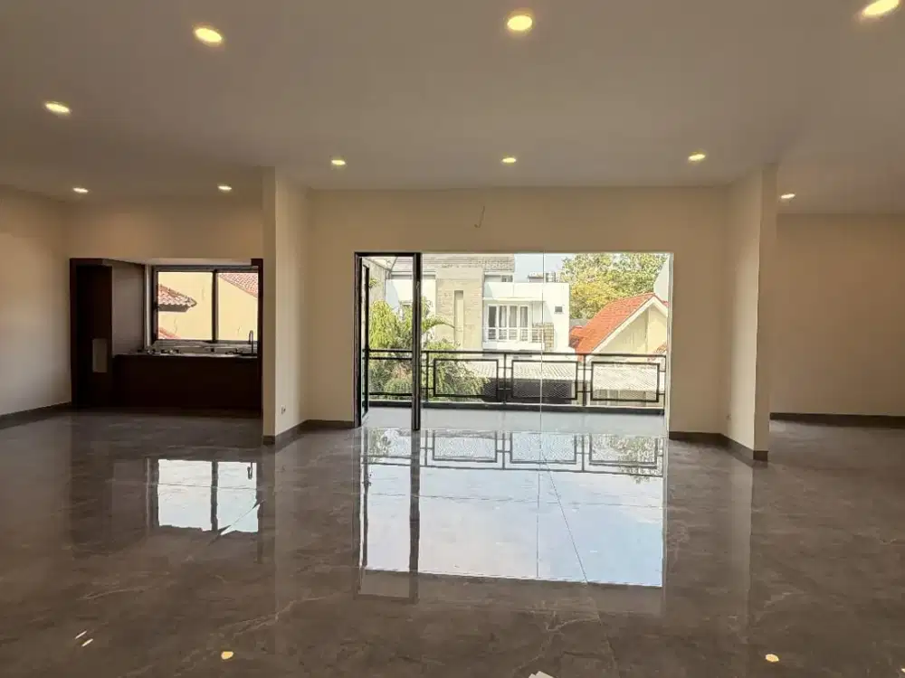 Rumah Hoek Mewah Brand New Bangunan Mandiri Jelita - Alam Sutera