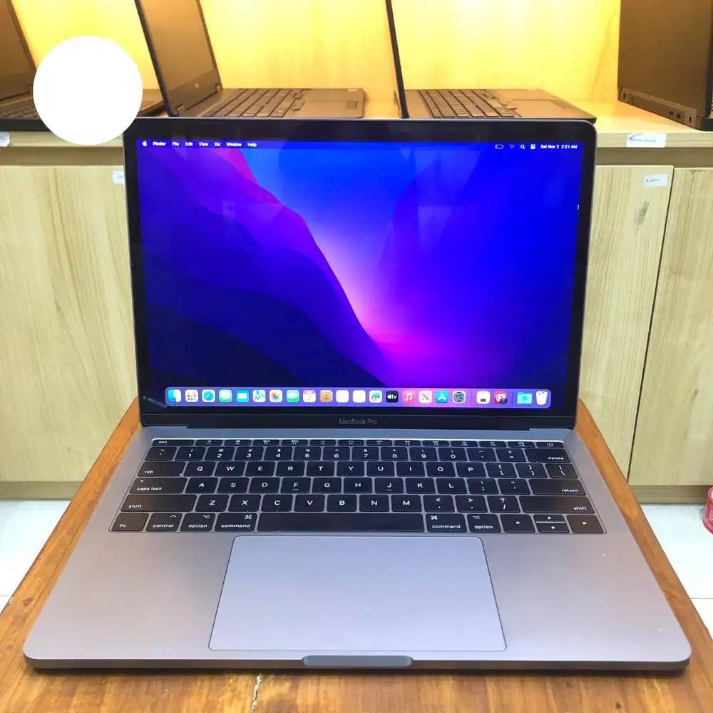 MacBook Pro Retina 13 2017 (Dual-Core i5) *RSK