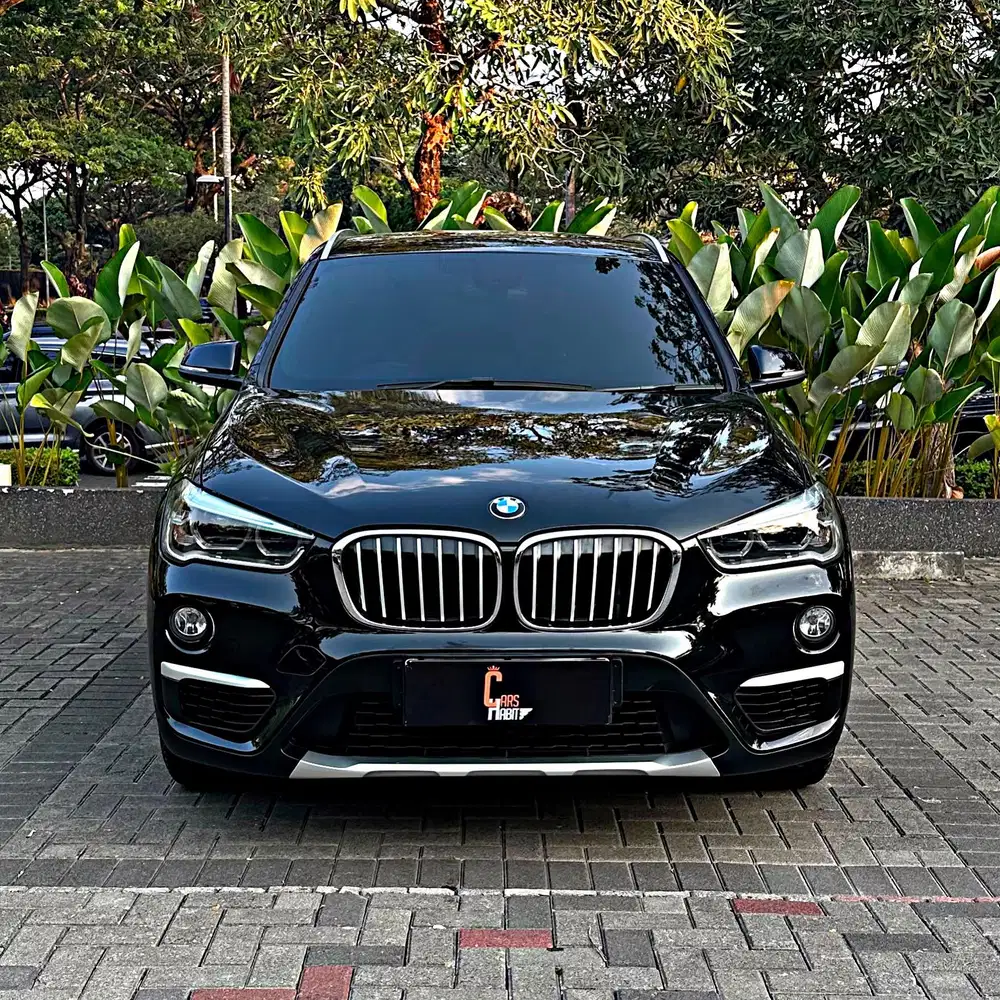 LOW ODO NIK 2019 BMW X1 xLine 2020 sdrive18i 2018 bergaransi