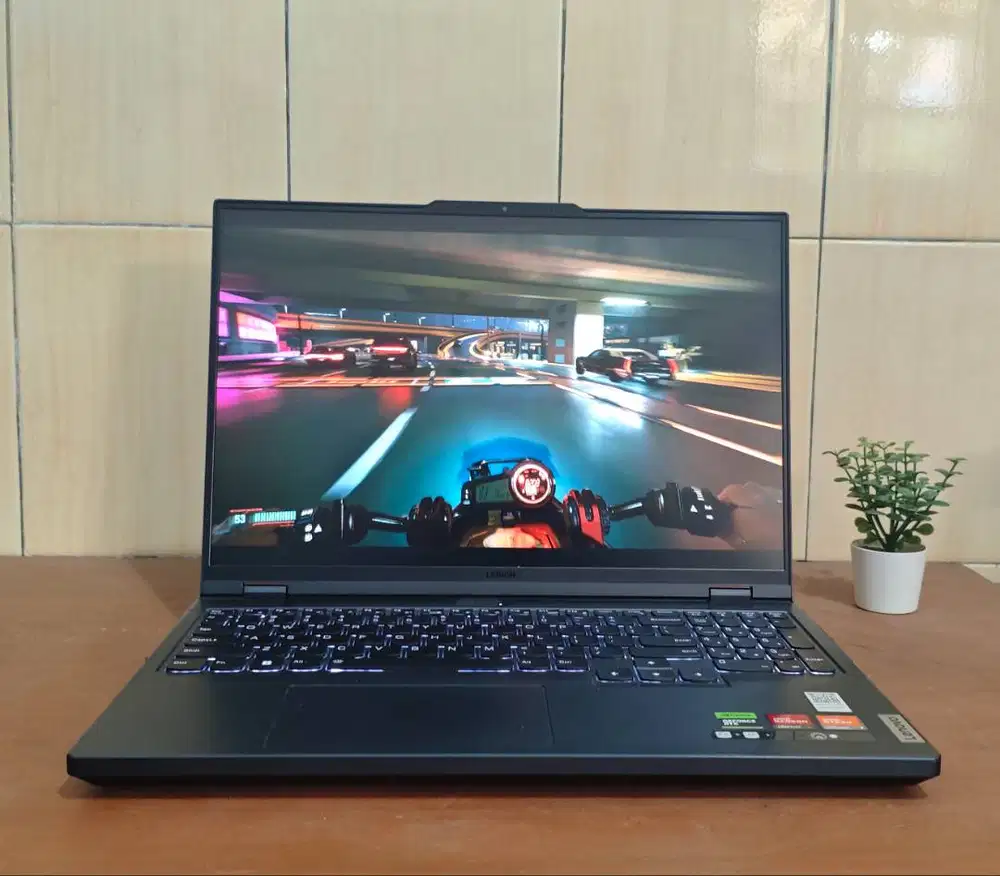 Laptop Lenovo Legion Pro 5 | RTX 4070 | Ryzen 7 7745HX
