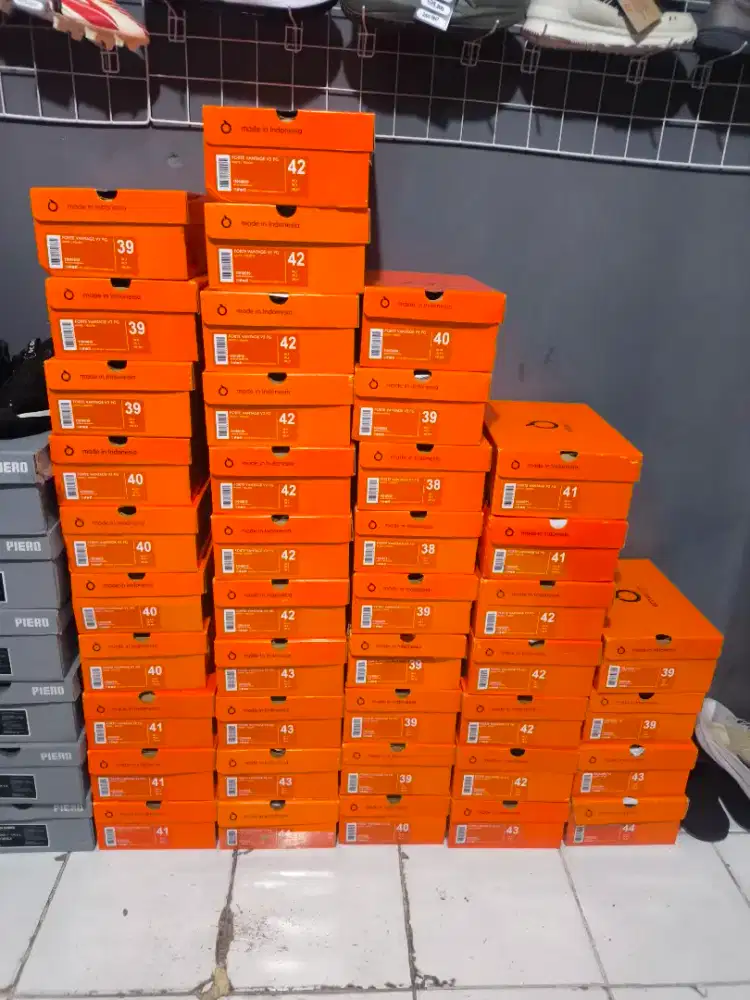 SEPATU BOLA ORIGINAL ORTUSEIGHT