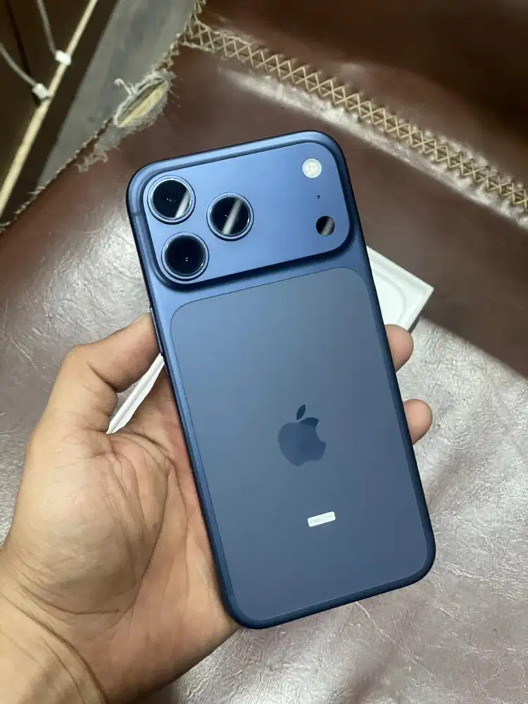 iPhone 17 Promax 256Gb iBox!
