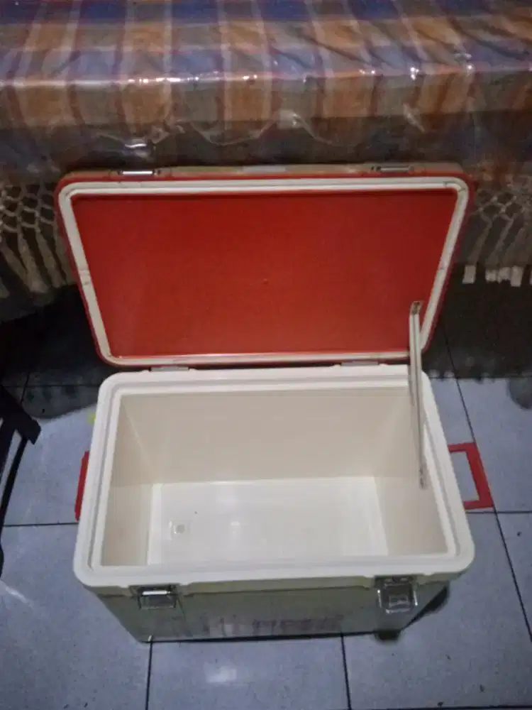 ice box praktiis7725 stwwbatw.  e ttgl KBM