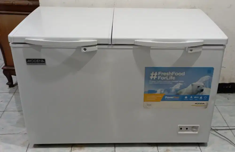 Freezer modena 370 liter