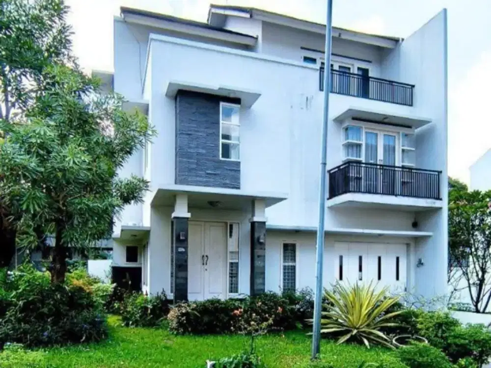 Rumah Hook 2 Lantai di Komplek Strategis Lebak Bulus dekat MRT (AD)
