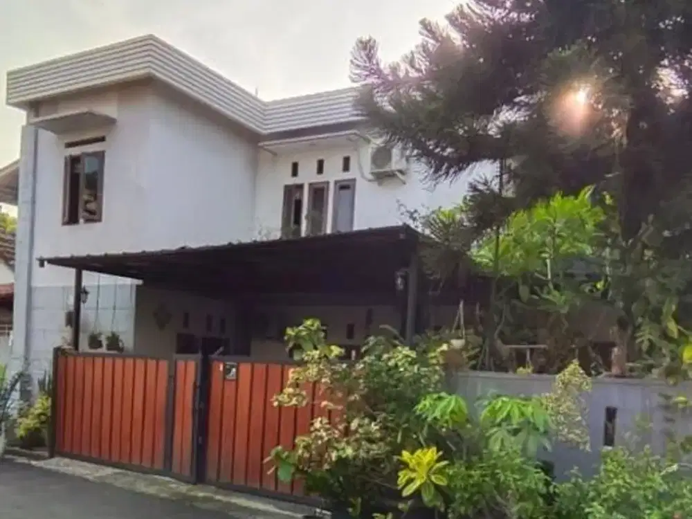 Rumah Bagus 2 Lantai dalam Komplek di Pancoran Mas Depok (YU)