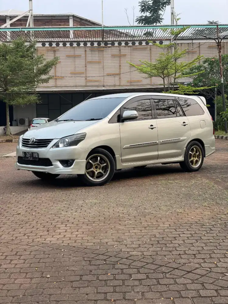Toyota Kijang Innova 2KD 2012 Diesel A/T Fullspek
