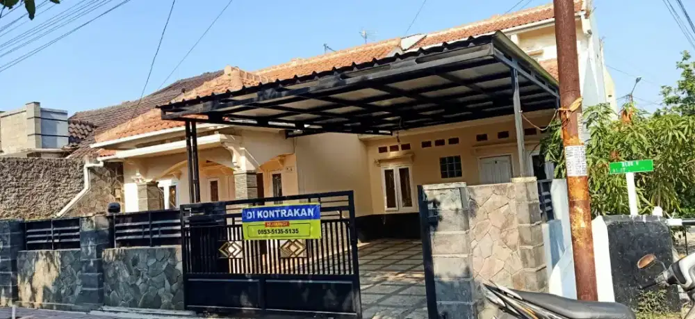 Rumah kost bersama full furniture