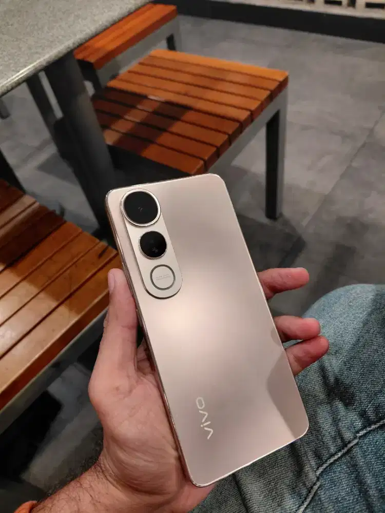 Vivo v50 lite 4G 8/256 lengkap mulus normal bs tt