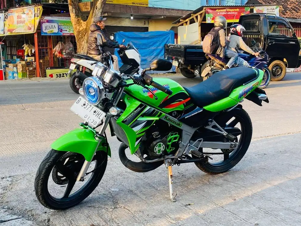 Ninja 150 R 2014