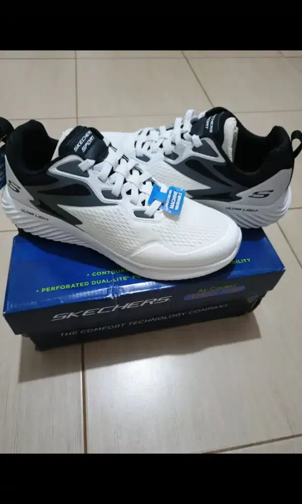 Sepatu Running Skechers Big Size
