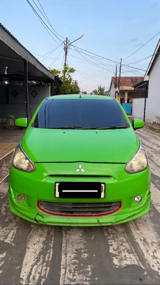 Mitsubishi Mirage 1.2 GLX 2012 Manual. NEGO