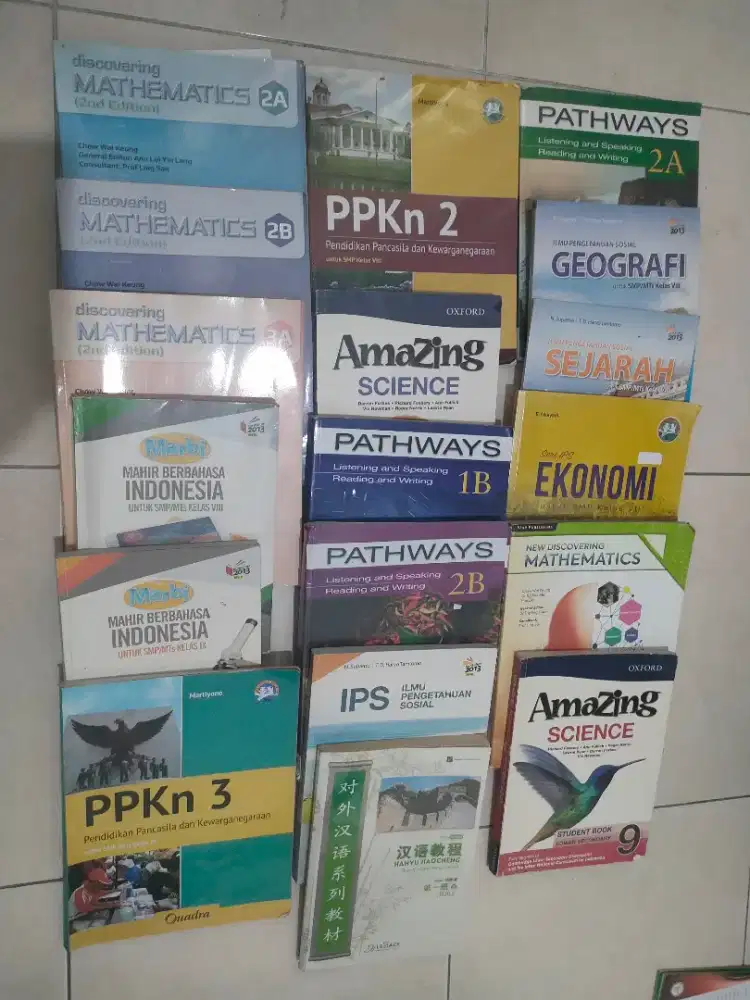 Buku2 bekas Anak SMP