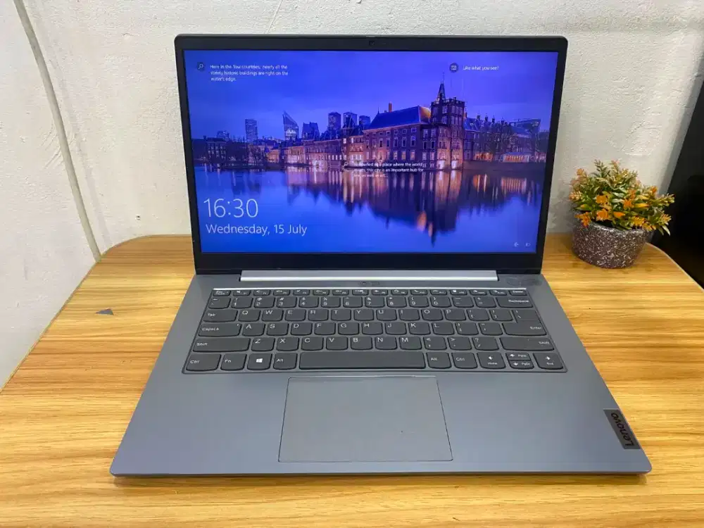 Lenovo ThinkBook 14 G2 ITL
Core i3 - 1115G4/8GB/128GB SSD + 1TB HDD