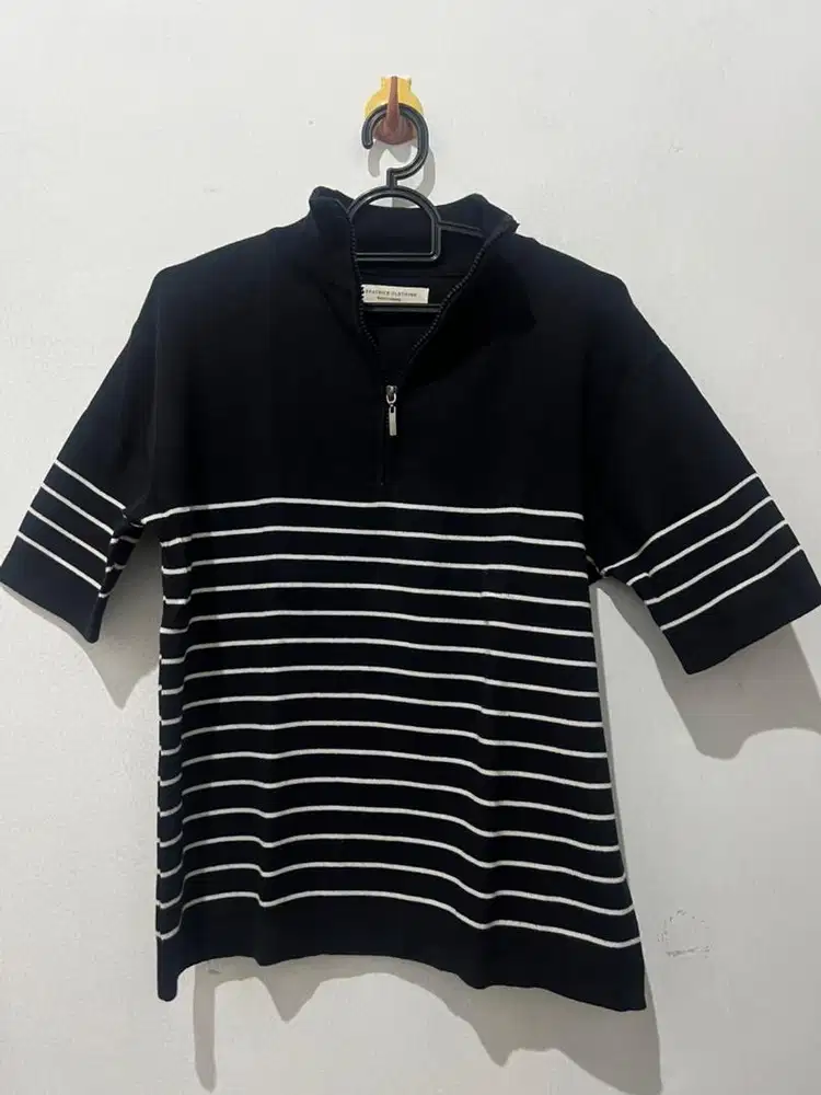 blouse knit hitam