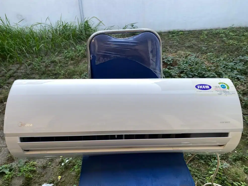 AC Midea 2 PK - Bekas Bagus
