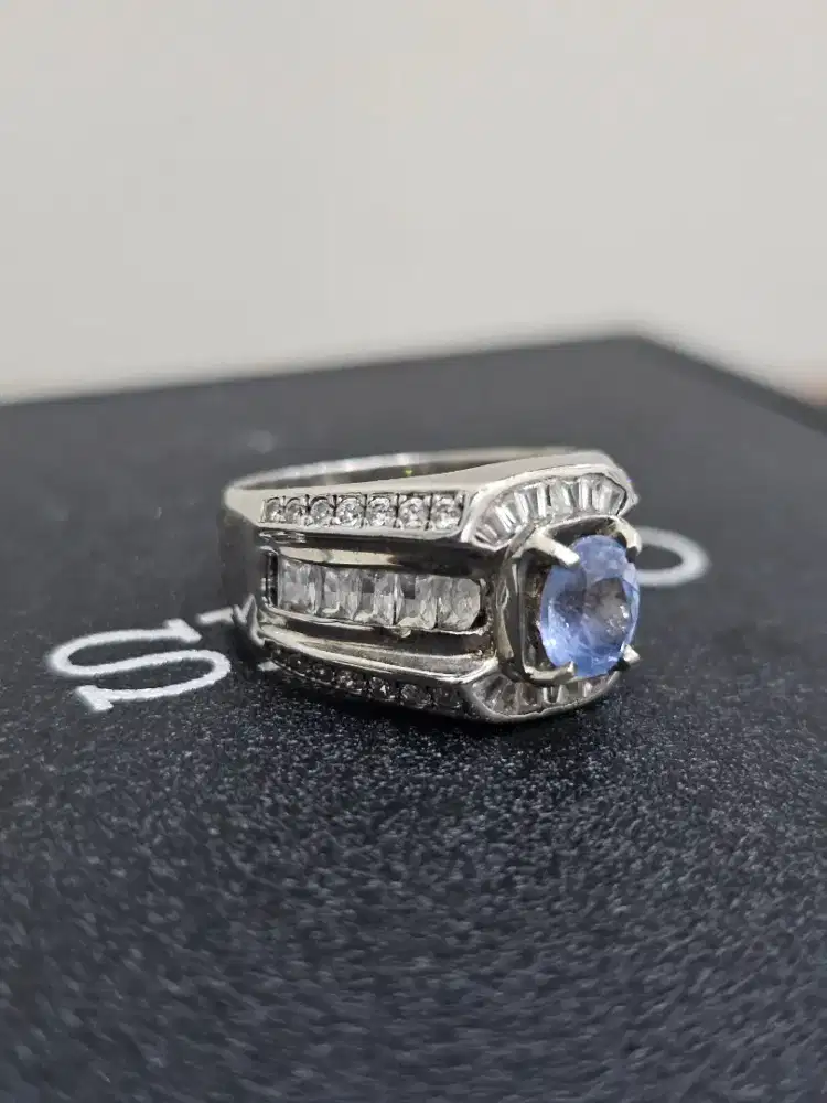 Blue sapphire ring perak