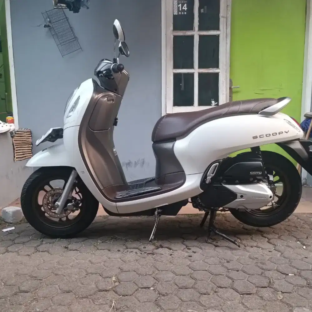 Scoopy 2023 Keyless (Istimewa)low kilometer