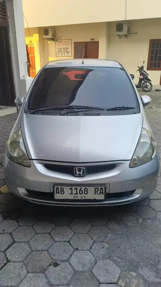 Honda Jazz 2004 Matic di jual cepat