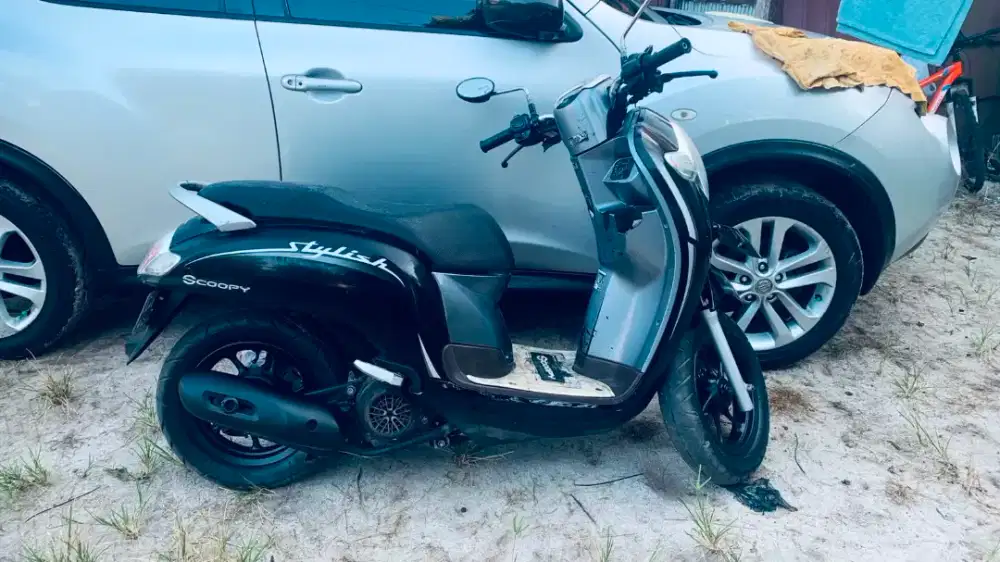 Scoopy 2019 tipe remote stylist hitam abu elegan siap pakai