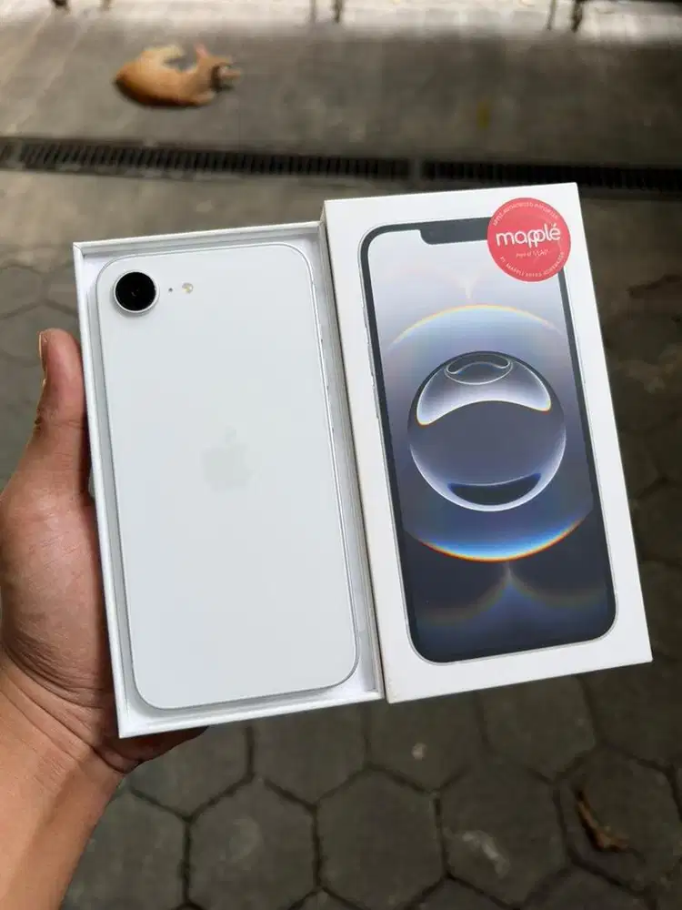 iPhone 16e 128GB DIGIMAP
