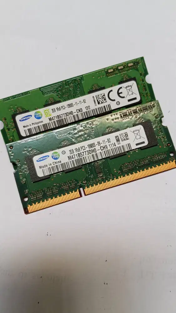 RAM DDR3 2GB 2PCS, Copotan Laptop Merek Samsung