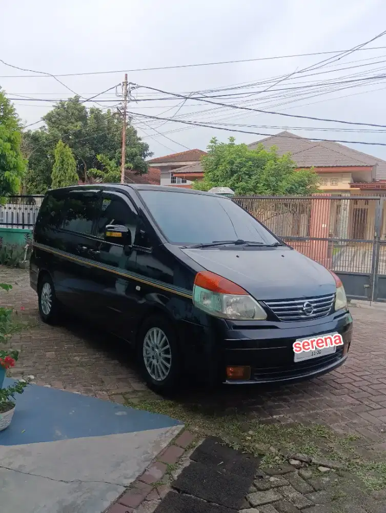 Nissan Serena HWS 2.0 AT