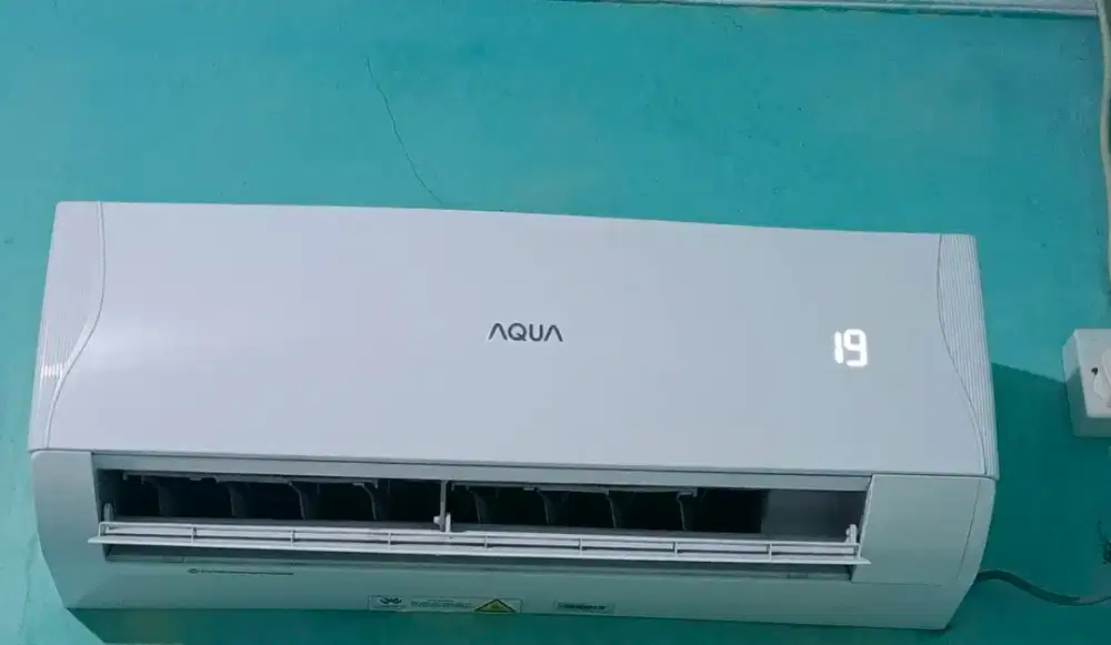 Dijual AC merk Aqua 1/2pk R32