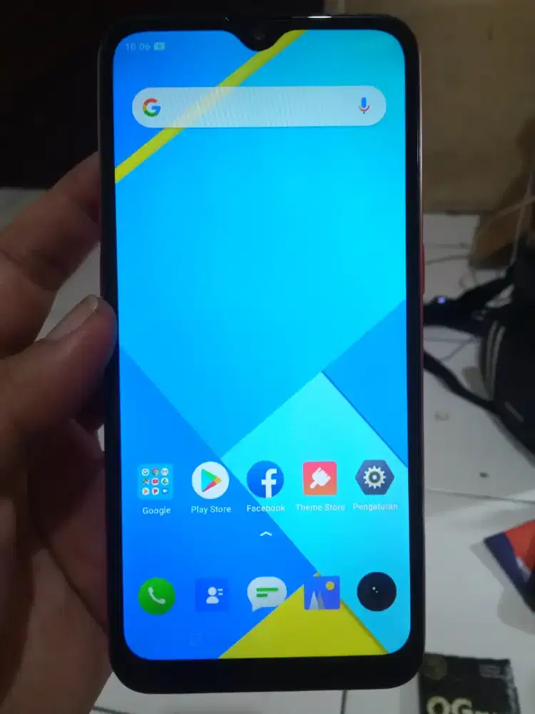 Realme C2 4G 2/32 layar 6.2 inchi super mulus