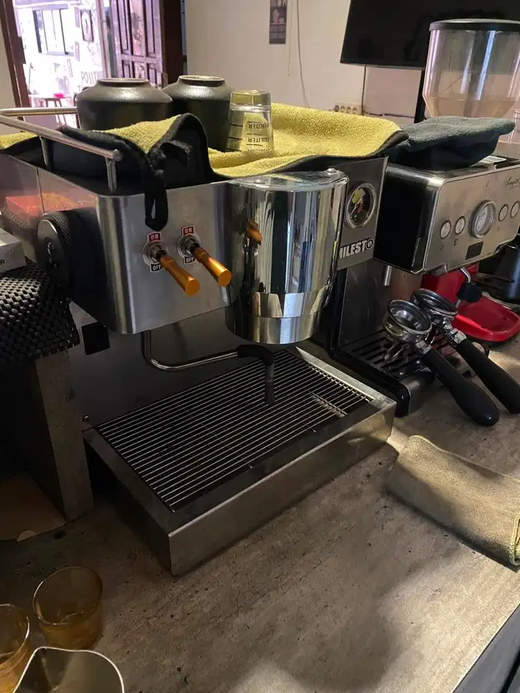 Mesin kopi espresso