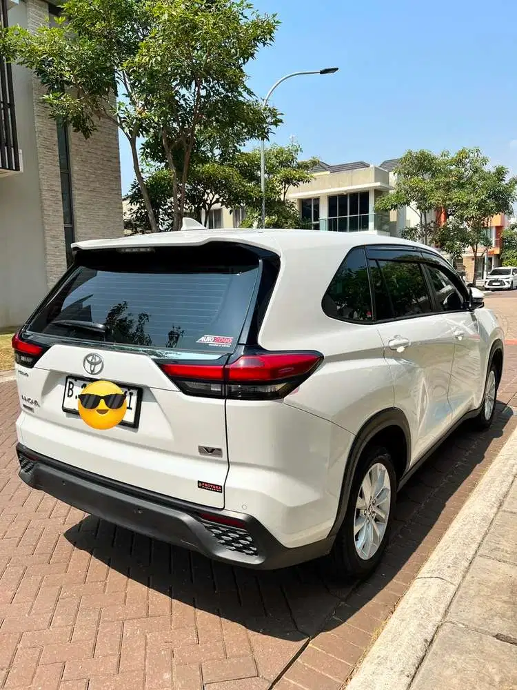Innova Zenix V Cvt 2.0 Bensin 2026