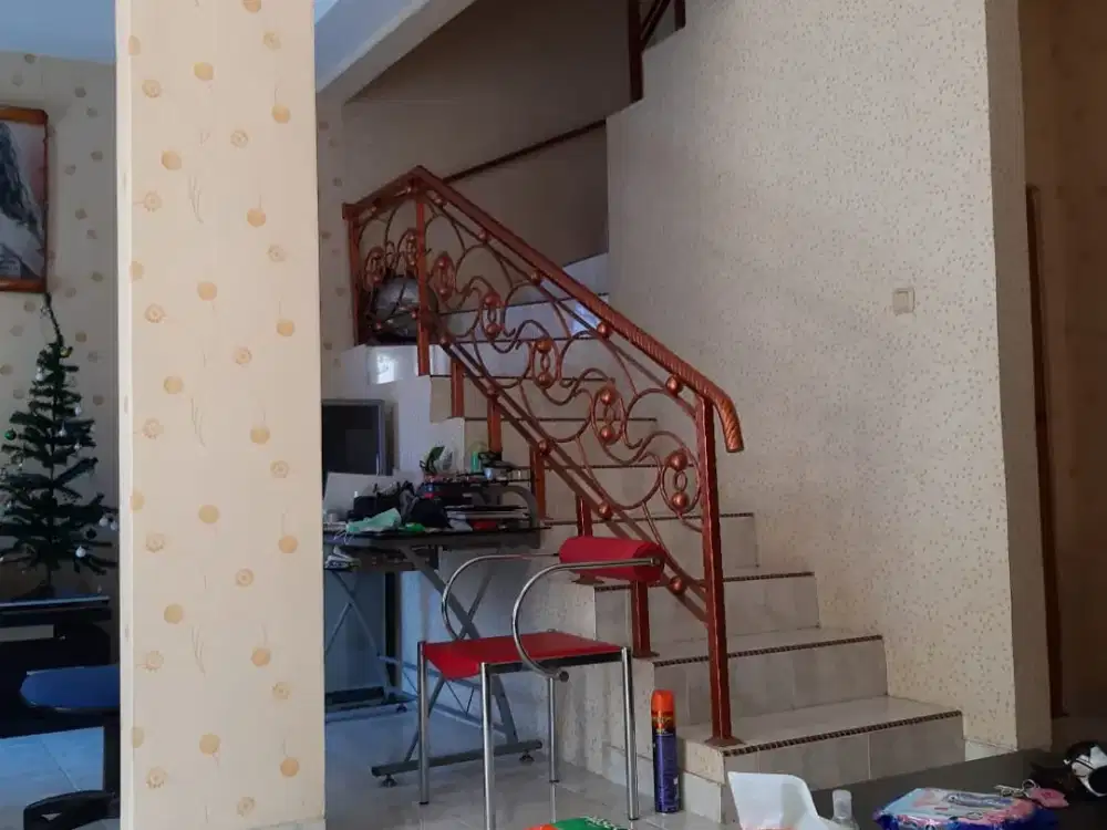Dijual Rumah di Taman Palem Lestari Uk 8X15, Jakarta Barat