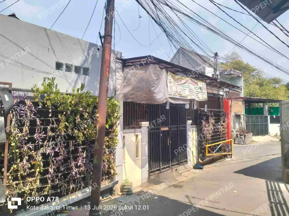 DI JUAL RUMAH HOOK MURAH AKSES BISA 2 MOBIL BISA BUAT USAHA  DI CONDET JAKTIM