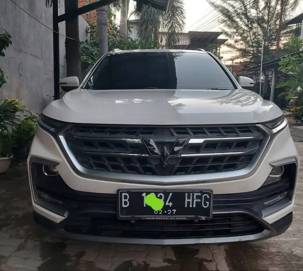 Wuling Almaz  Exclusive 7 Seater 2021 Putih Kilometer 60 Ribu