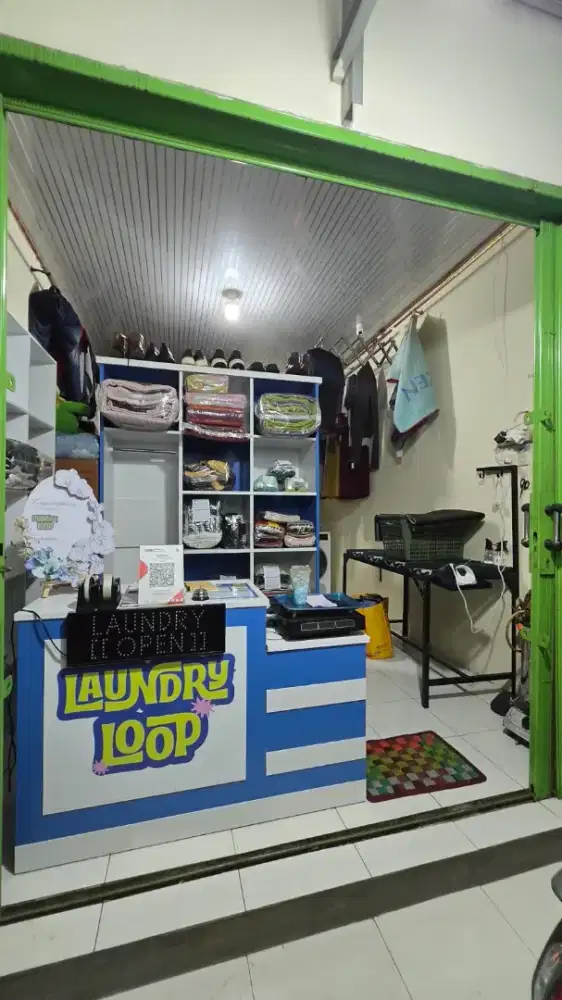 Djual usaha laundry, beserta barang2 sdh komplit