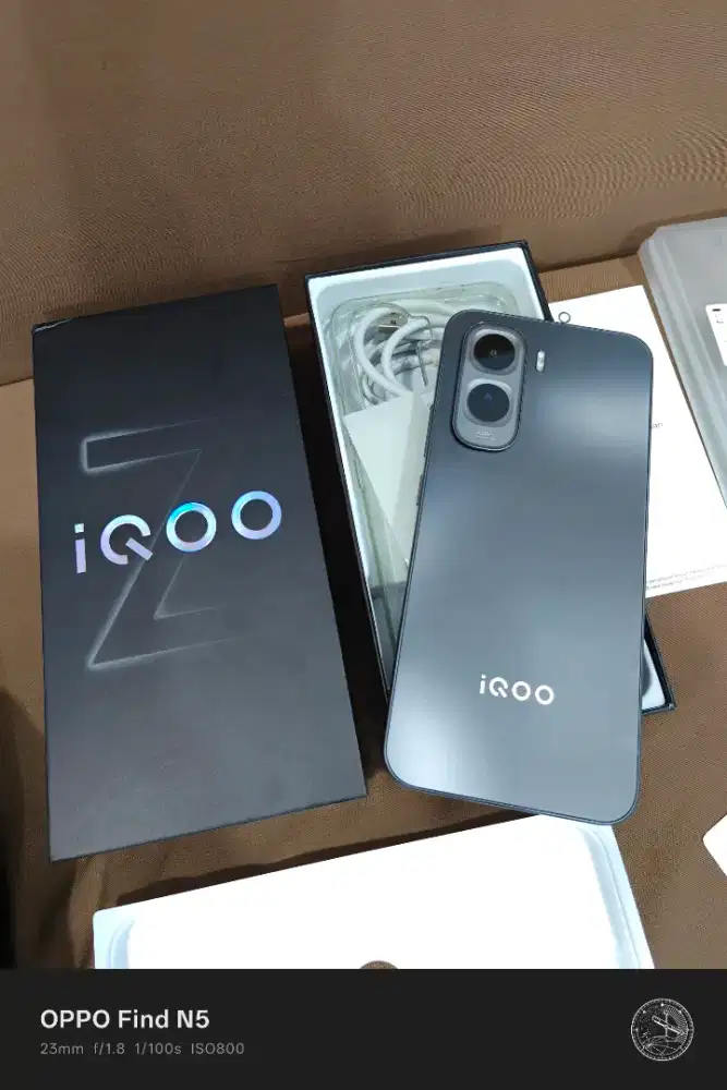 Iqoo Z11 (8/128) Batre 9000mAh Like New