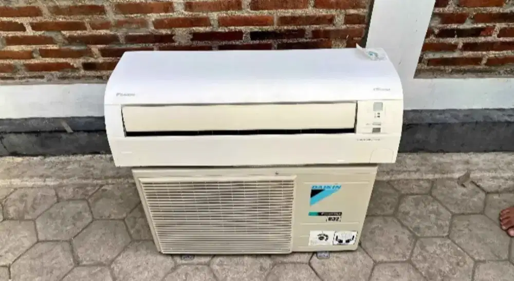 AC Daikin inverter 1 pk R32 Unit mulus dan orisinil
