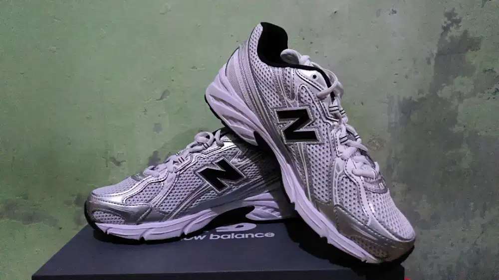 Sepatu New Balance 740 WHITE