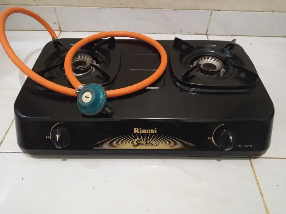 Kompor gas Rinnai 2 tungku + selang regulator