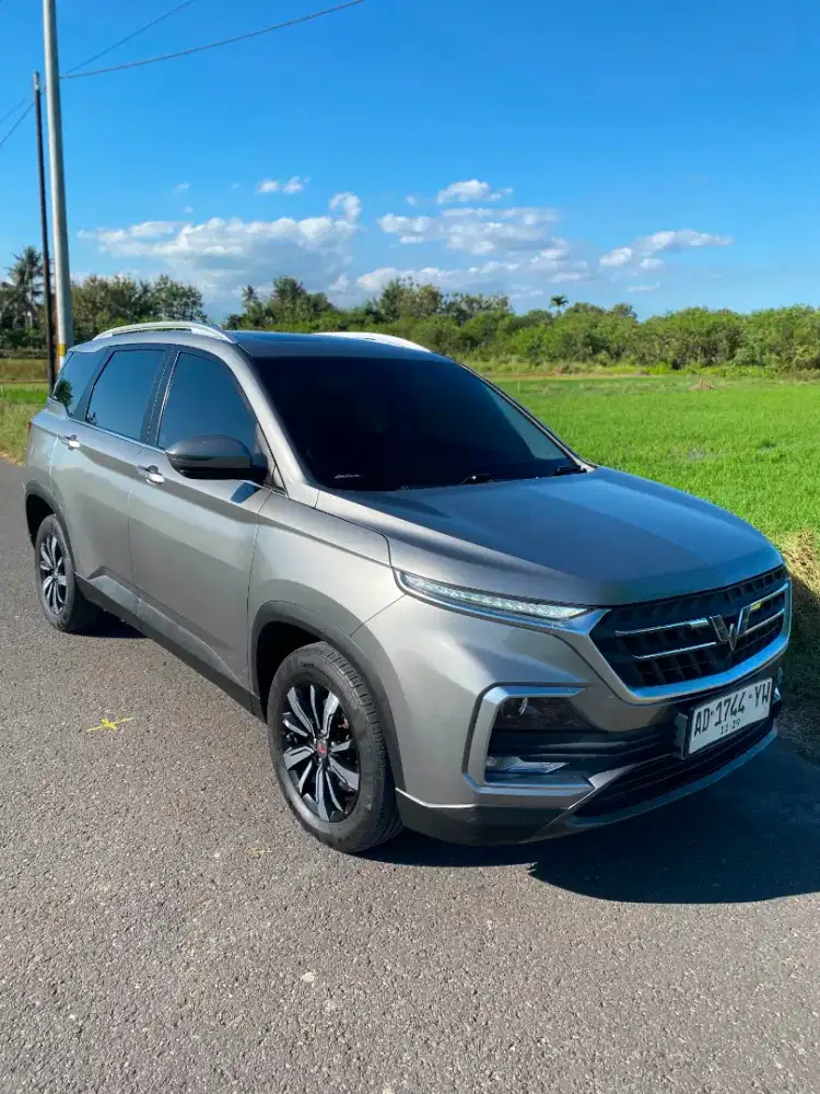 Almaz LT Lux 5 seat sunroof