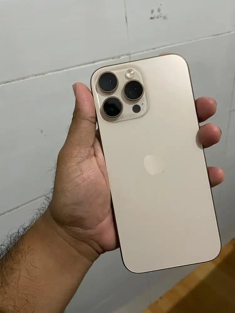 Iphone 16 promax masi garansi