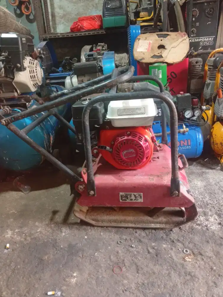 Mesin stemper kodok Engine Honda