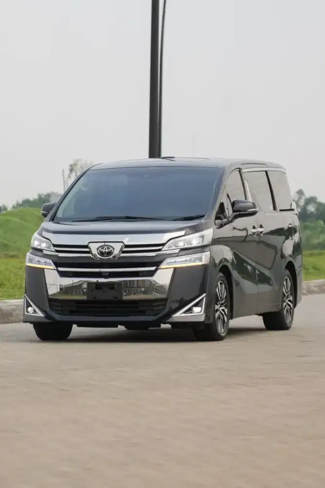 TOYOTA VELLFIRE G 2.5 2022