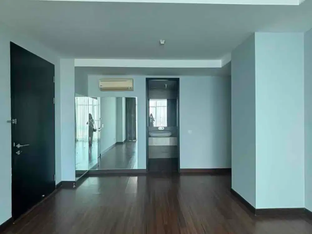 Disewakan Apartement Satu Delapan 1-8 Residence Semi Furnished Type 2+1 BR Lantai 12 - Kedoya - Jakarta Barat