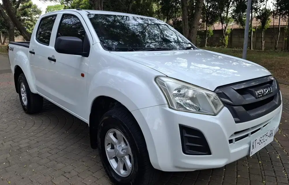 Isuzu dmax tahun 2017 double cabin
