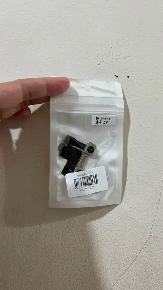 kamera depan ip 12 mini