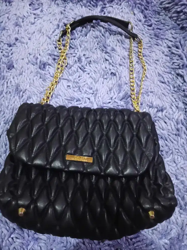 Tas fashion hitam