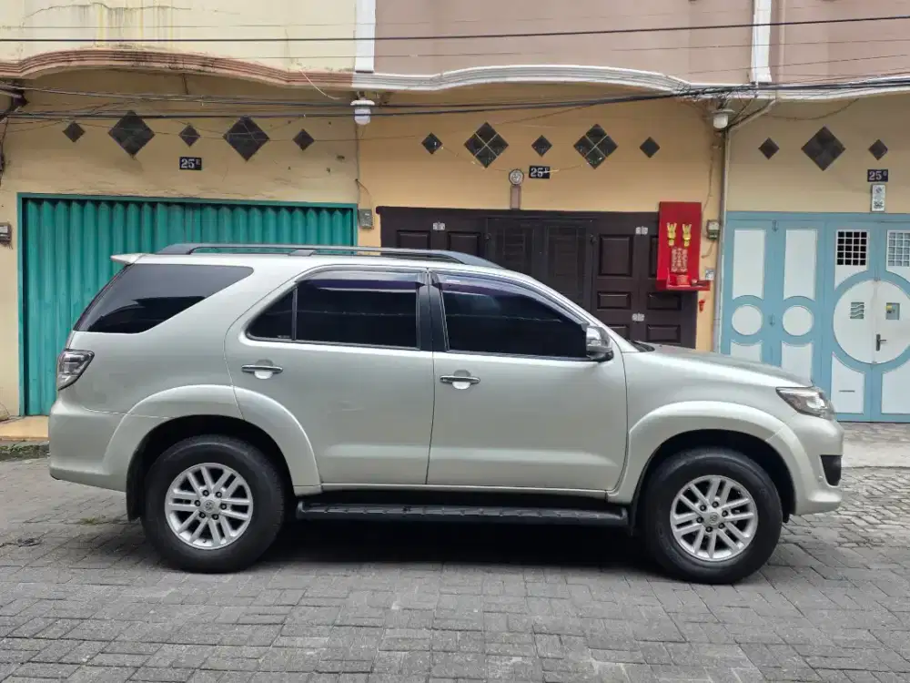 Toyota Fortuner diesel manual 2011 pmk 2012