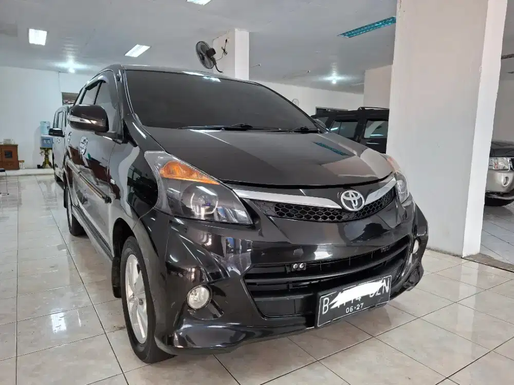 Toyota Veloz 1.5 Automatic 2012
